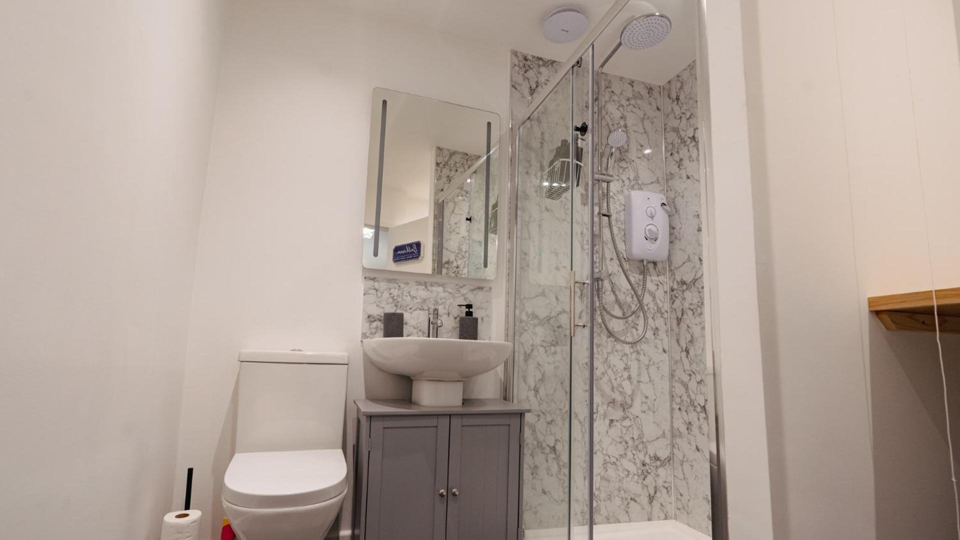 Centre - Luxury * Cardiff