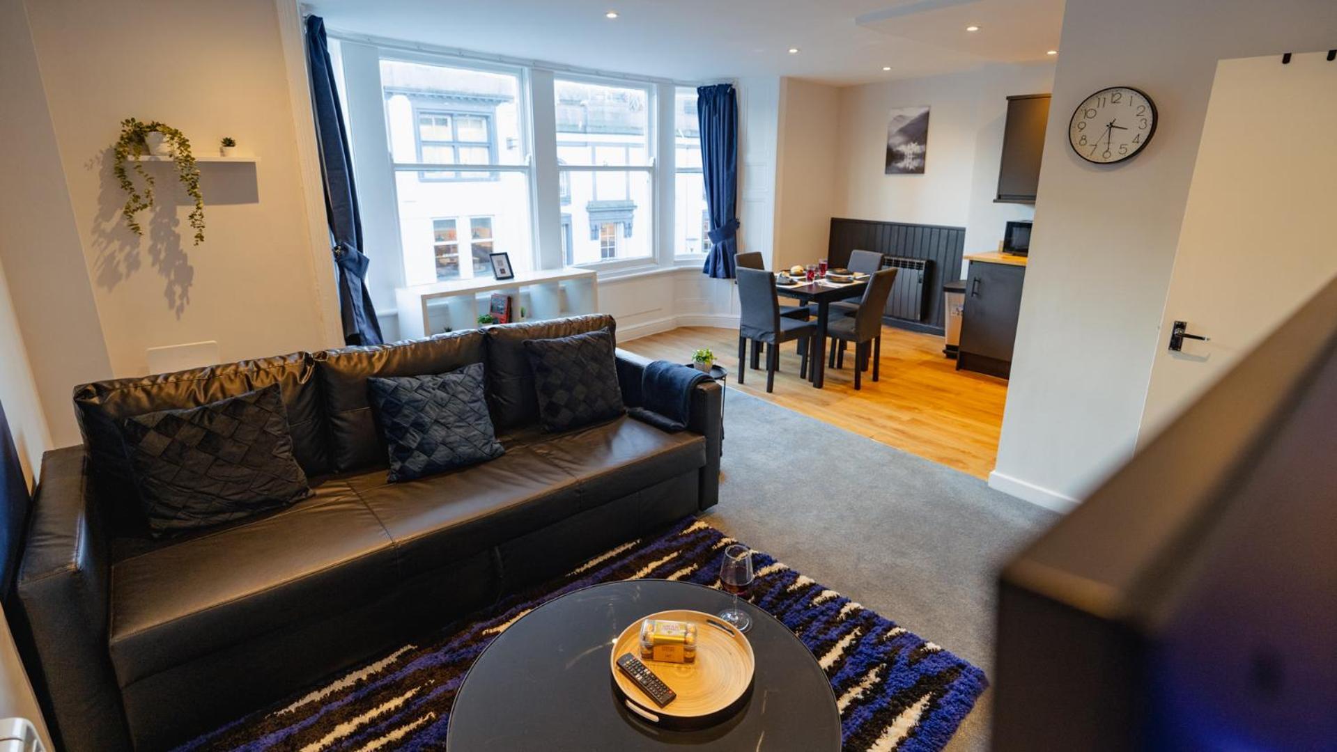 Centre - Luxury Cardiff