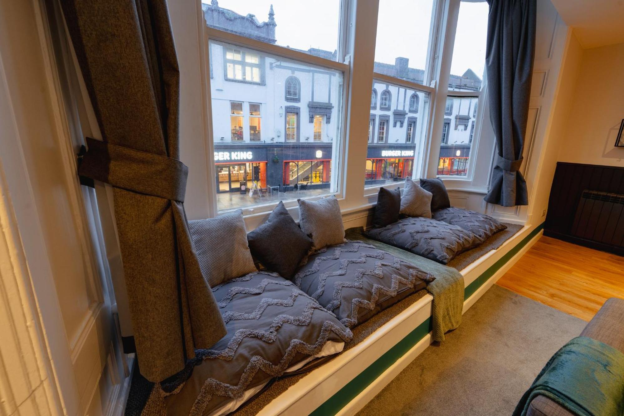 Centre - Luxury * Cardiff